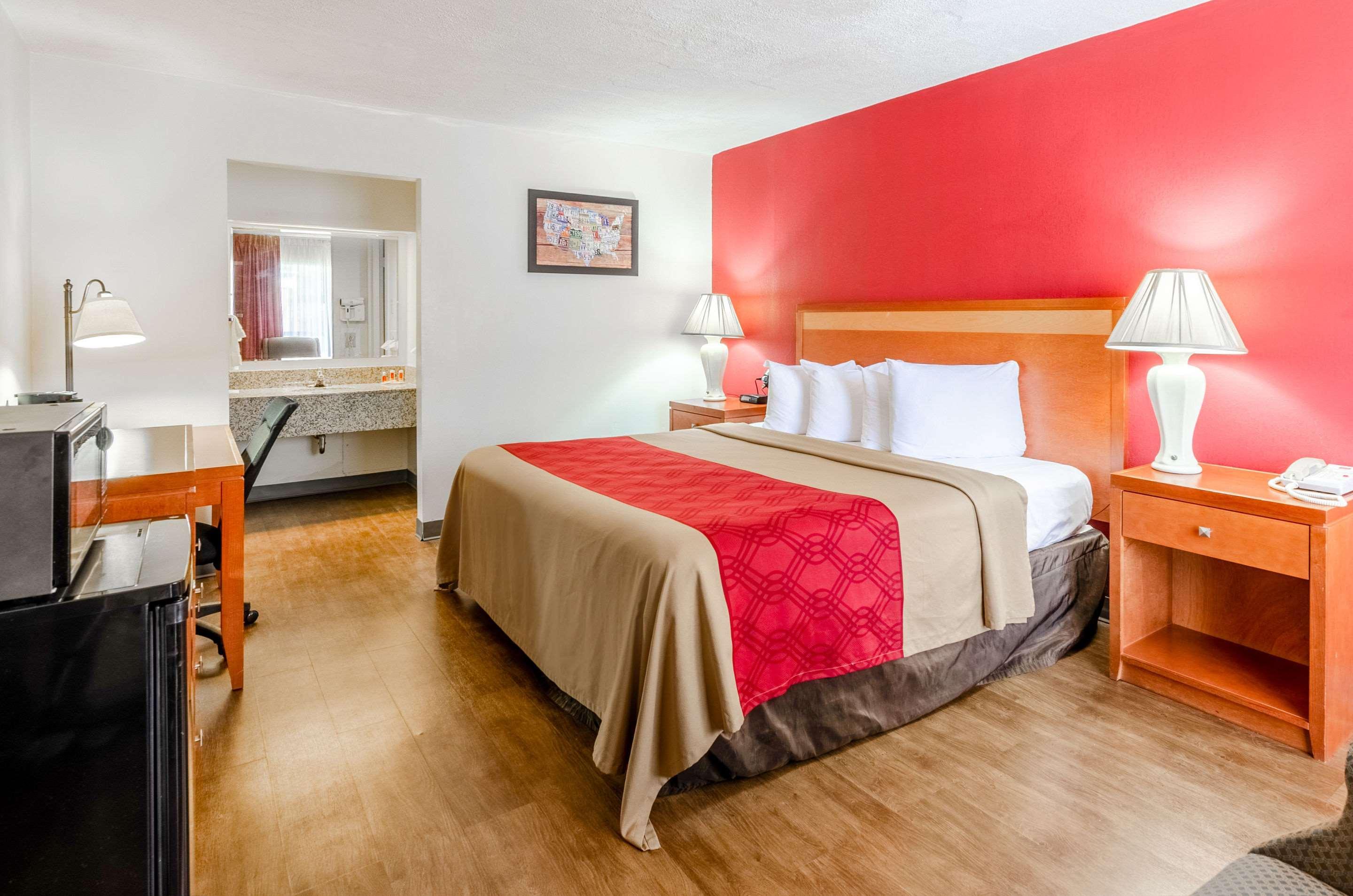 Econo Lodge Martinsville Exterior foto